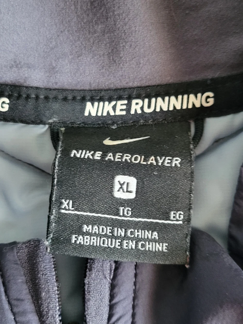 Nike women’s aerolayer